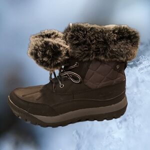 QUILTED Bearpaw black fur top fleece lined lace up winter waterproof boots sz 8